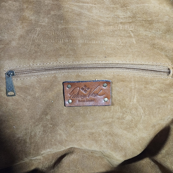 Patricia Nash Milano Weekender Bag - Picture 16 of 16